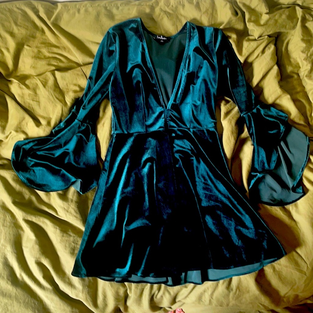 Lulus Cocktail Velvet Plunge Dress